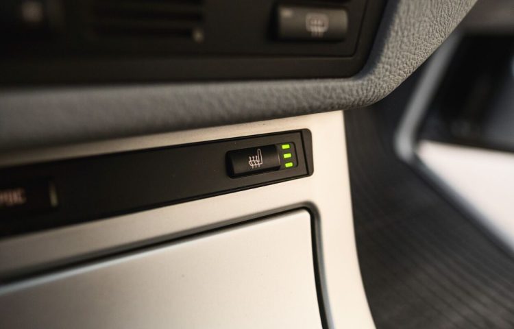 Osta kasutatud BMW X5 2000 värv must Tallinnas