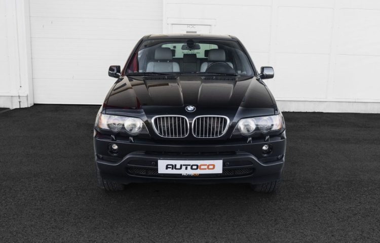 Osta kasutatud BMW X5 2000 värv must Tallinnas