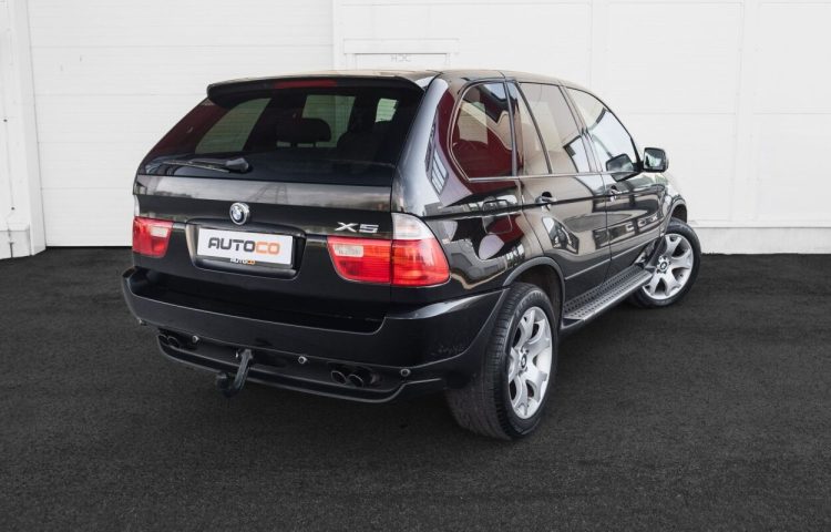 Osta kasutatud BMW X5 2000 värv must Tallinnas
