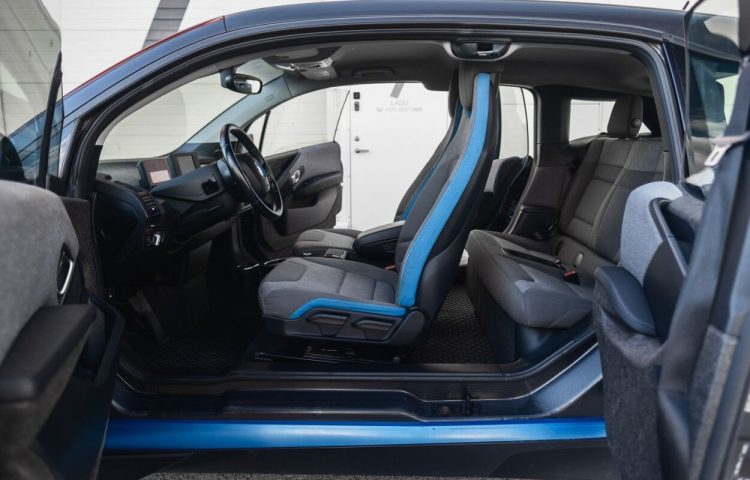 Osta kasutatud BMW i3 2014 värv tumehall Tallinnas
