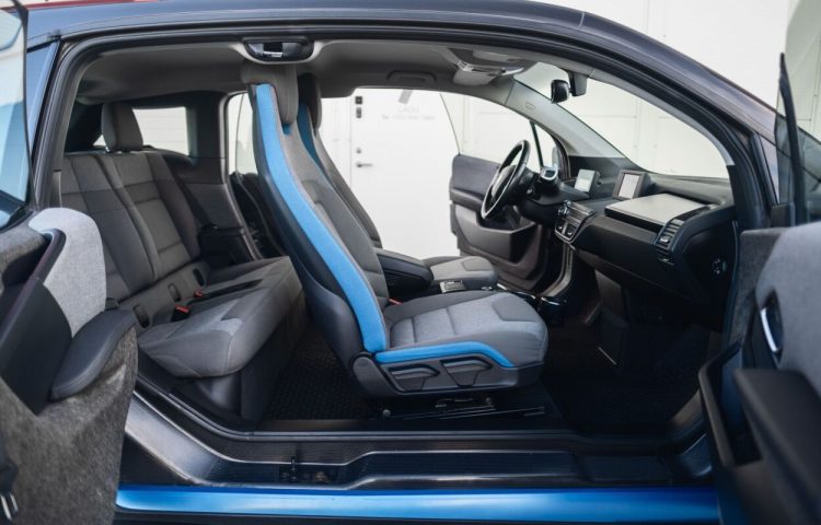 Osta kasutatud BMW i3 2014 värv tumehall Tallinnas