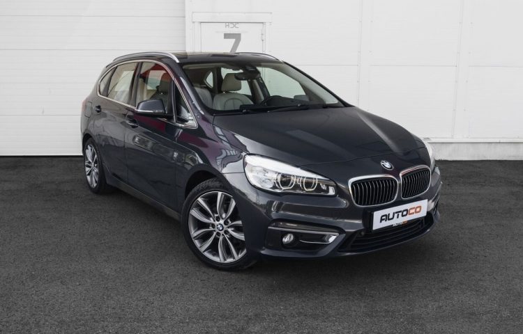 Osta kasutatud BMW 2. seeria: 218 2014 värv tumehall Tallinnas