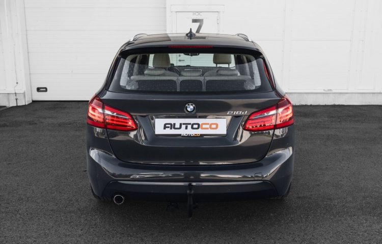 Osta kasutatud BMW 2. seeria: 218 2014 värv tumehall Tallinnas