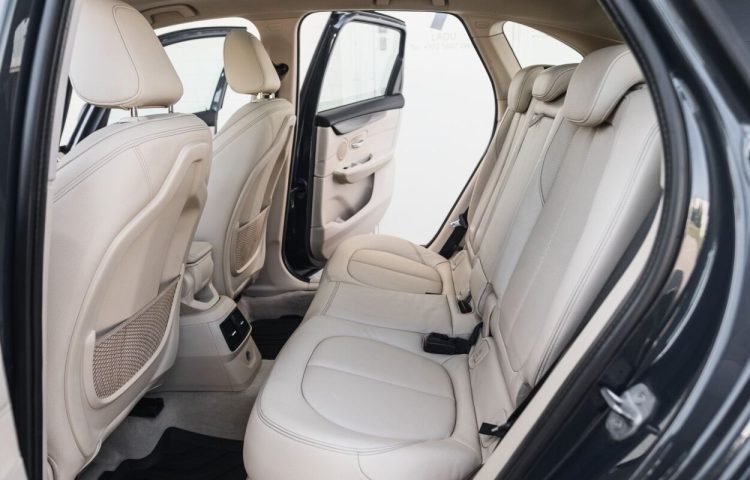 Osta kasutatud BMW 2. seeria: 218 2014 värv tumehall Tallinnas