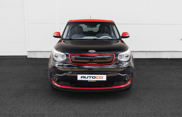 Osta kasutatud Kia Soul 2017 värv must Tallinnas