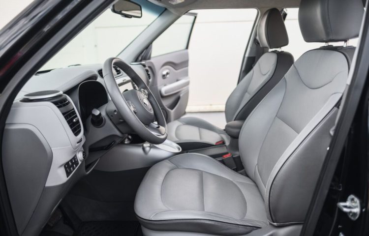 Osta kasutatud Kia Soul 2017 värv must Tallinnas