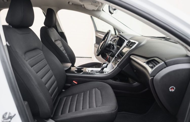 Osta kasutatud Ford Mondeo 2018 värv valge Tallinnas