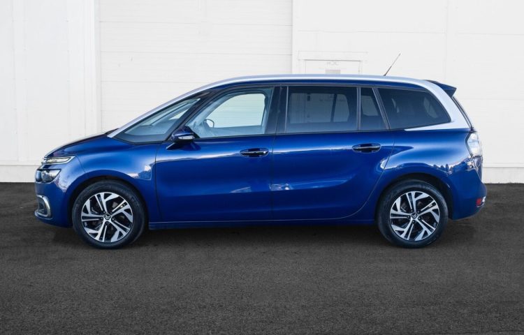 Osta kasutatud Citroen C4 Picasso: Grand C4 Picasso 2017 värv sinine Tallinnas