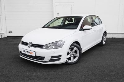 Osta kasutatud Volkswagen Golf 2013 värv valge Tallinnas