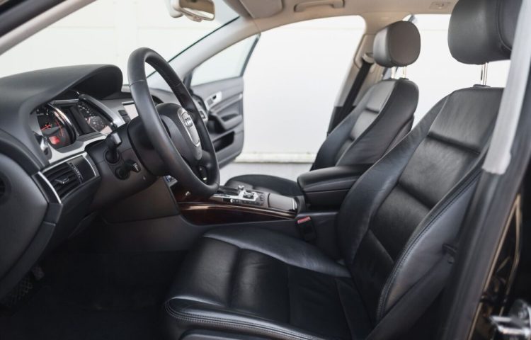 Osta kasutatud Audi A6 2009 värv must Tallinnas