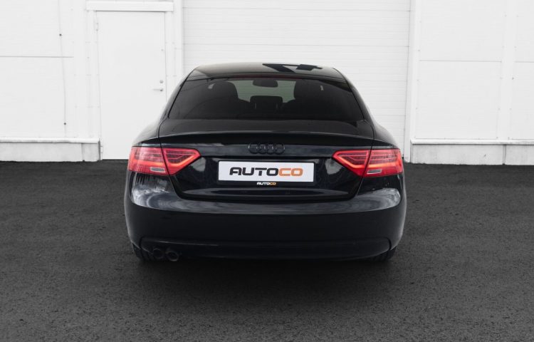 Osta kasutatud Audi A5 2012 värv must Tallinnas