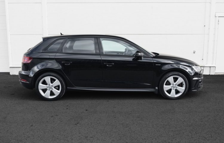 Osta kasutatud Audi A3 2016 värv must Tallinnas