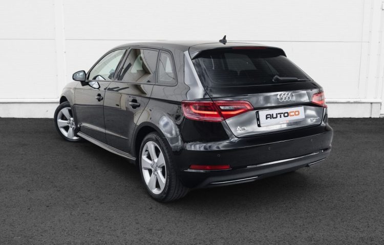 Osta kasutatud Audi A3 2016 värv must Tallinnas
