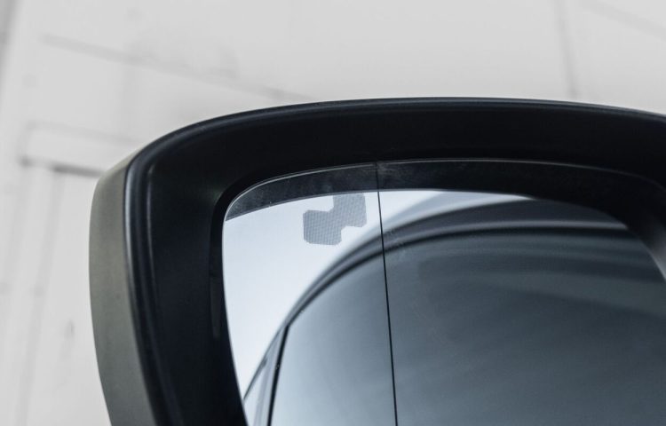 Osta kasutatud Mazda CX-5 2016 värv hall Tallinnas