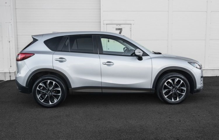 Osta kasutatud Mazda CX-5 2016 värv hall Tallinnas