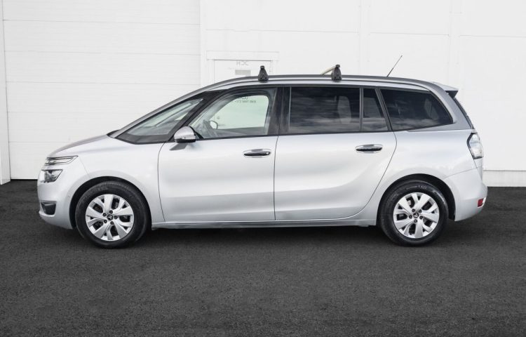 Osta kasutatud Citroen C4 Picasso: Grand C4 Picasso 2013 värv hõbedane Tallinnas