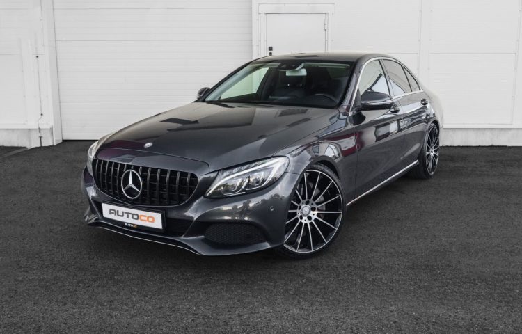 Osta kasutatud Mercedes-Benz C-klass: C 350 2015 värv tumehall Tallinnas