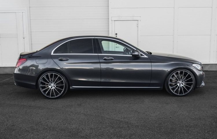 Osta kasutatud Mercedes-Benz C-klass: C 350 2015 värv tumehall Tallinnas