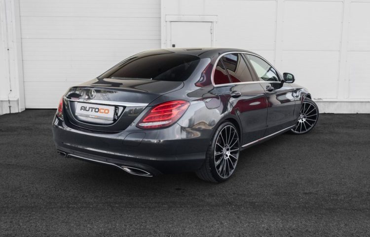 Osta kasutatud Mercedes-Benz C-klass: C 350 2015 värv tumehall Tallinnas