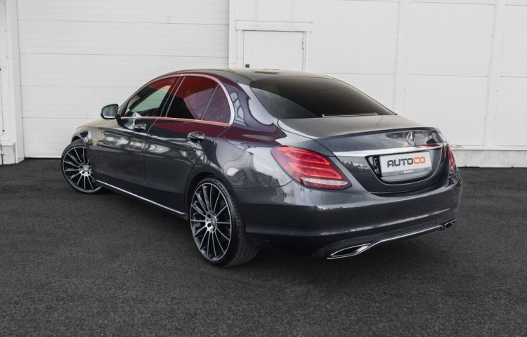 Osta kasutatud Mercedes-Benz C-klass: C 350 2015 värv tumehall Tallinnas