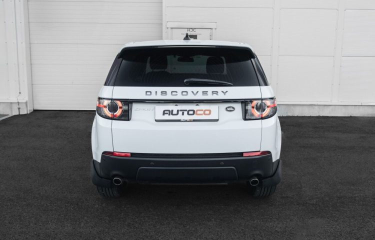 Osta kasutatud Land Rover Discovery Sport 2016 värv valge Tallinnas