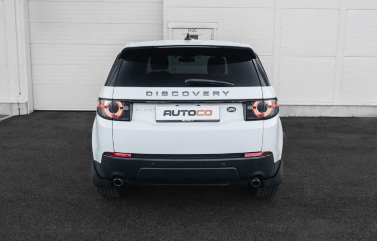 Osta kasutatud Land Rover Discovery Sport 2016 värv valge Tallinnas