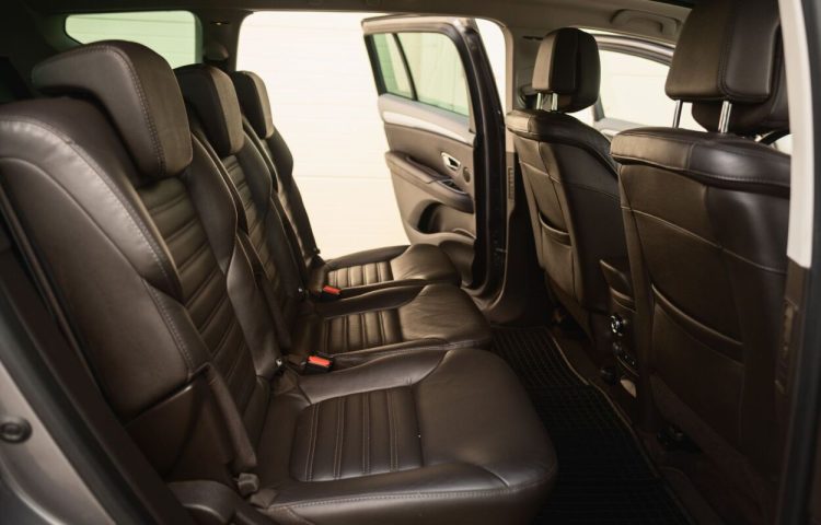 Osta kasutatud Renault Espace 2015 värv hall Tallinnas