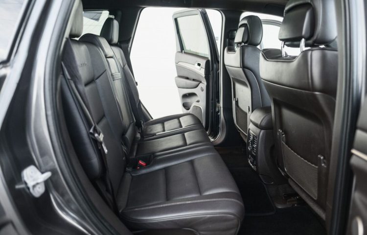 Osta kasutatud Jeep Grand Cherokee 2014 värv tumehall Tallinnas