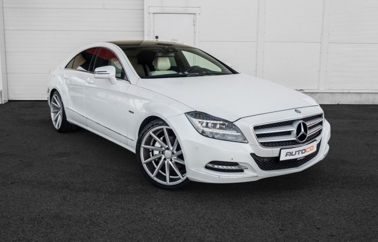 Osta kasutatud Mercedes-Benz CLS-klass: CLS 350 2011 värv valge Tallinnas