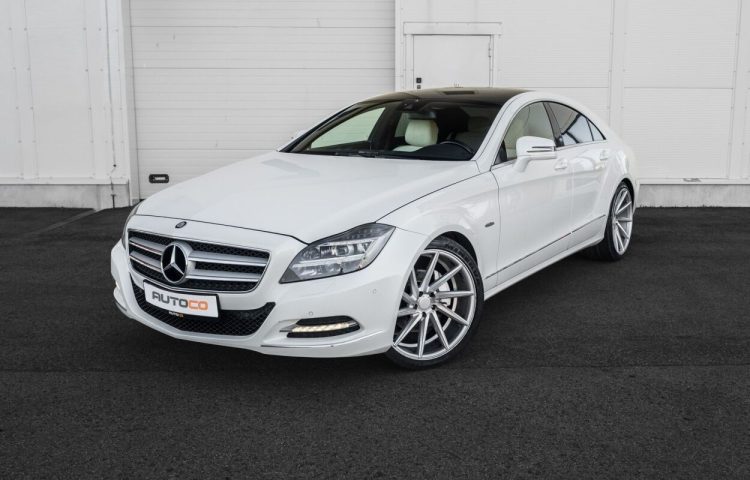 Osta kasutatud Mercedes-Benz CLS-klass: CLS 350 2011 värv valge Tallinnas