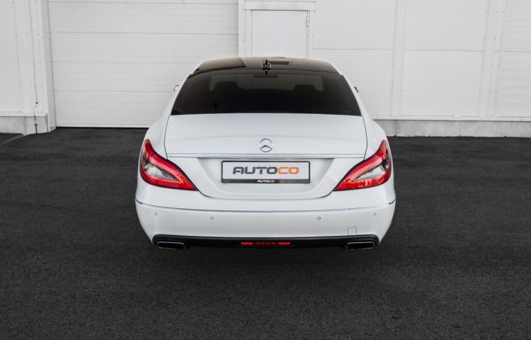Osta kasutatud Mercedes-Benz CLS-klass: CLS 350 2011 värv valge Tallinnas