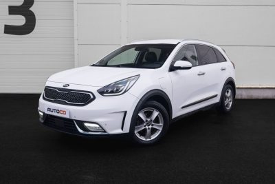 Osta kasutatud Kia Niro 2018 värv valge Tallinnas