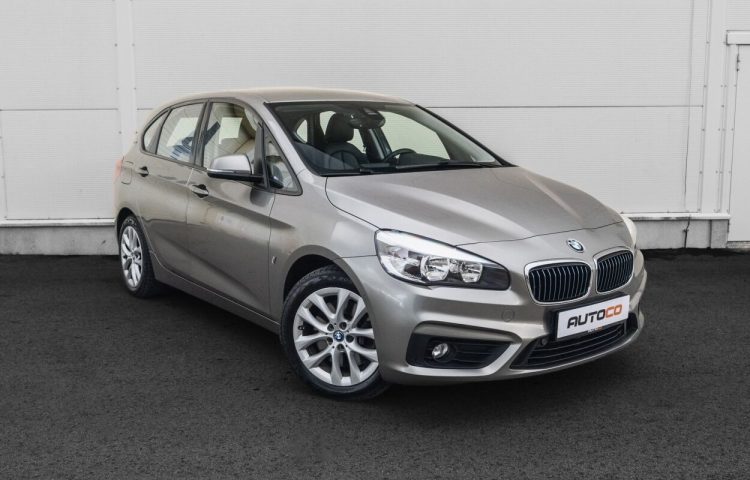 Osta kasutatud BMW 2. seeria: 225 2016 värv beež Tallinnas