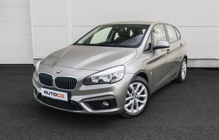 Osta kasutatud BMW 2. seeria: 225 2016 värv beež Tallinnas