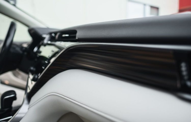 Osta kasutatud Toyota Camry 2020 värv must Tallinnas