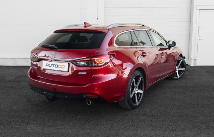 Osta kasutatud Mazda 6 2015 värv punane Tallinnas
