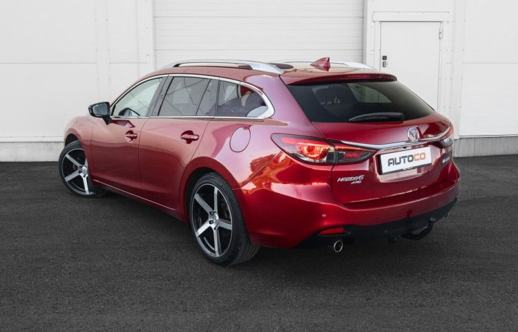 Osta kasutatud Mazda 6 2015 värv punane Tallinnas