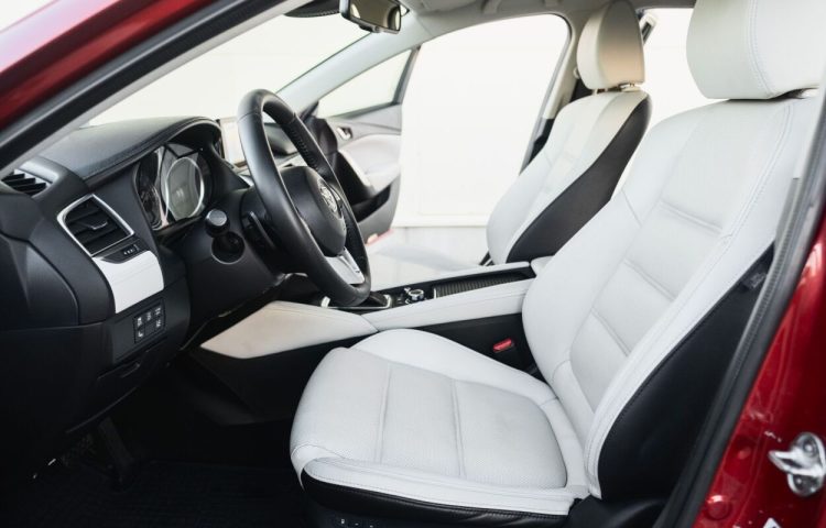 Osta kasutatud Mazda 6 2015 värv punane Tallinnas