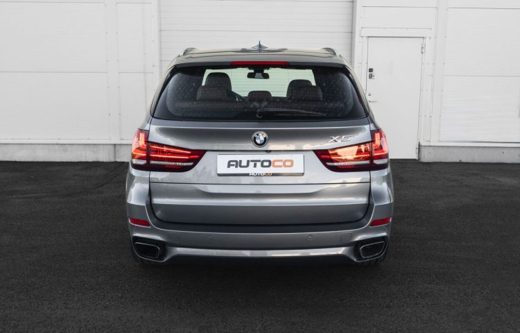 Osta kasutatud BMW X5 2018 värv hall Tallinnas