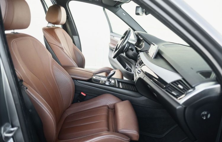 Osta kasutatud BMW X5 2018 värv hall Tallinnas