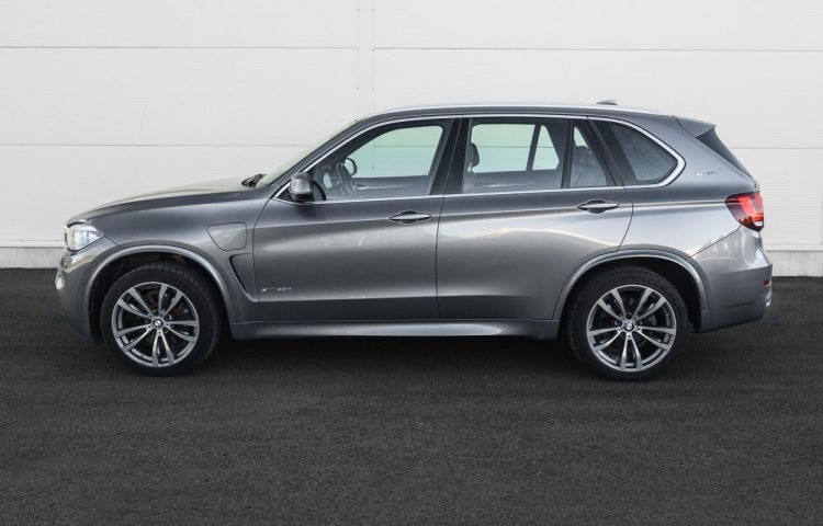 Osta kasutatud BMW X5 2018 värv hall Tallinnas