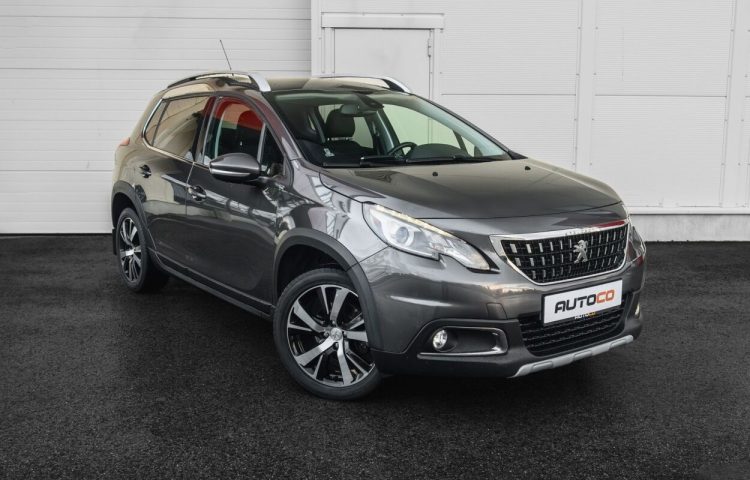 Osta kasutatud Peugeot 2008 2018 värv hall Tallinnas