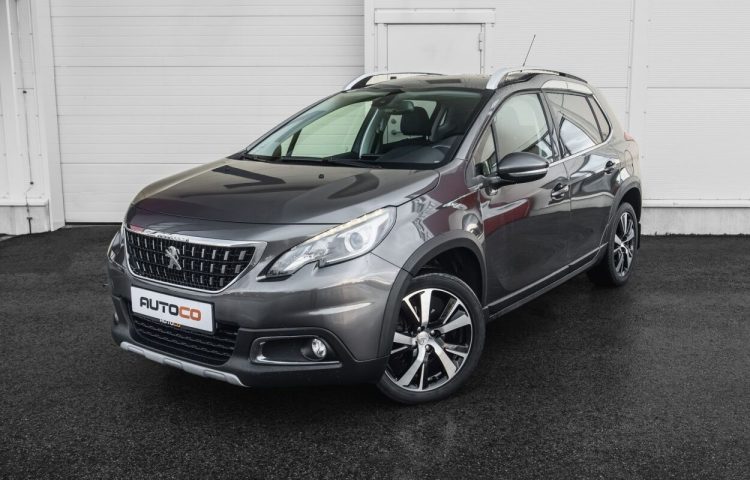 Osta kasutatud Peugeot 2008 2018 värv hall Tallinnas