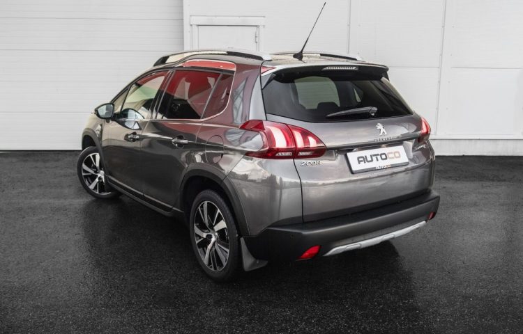 Osta kasutatud Peugeot 2008 2018 värv hall Tallinnas