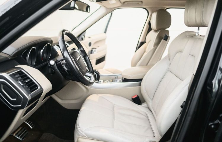 Osta kasutatud Land Rover Range Rover Sport 2016 värv must Tallinnas