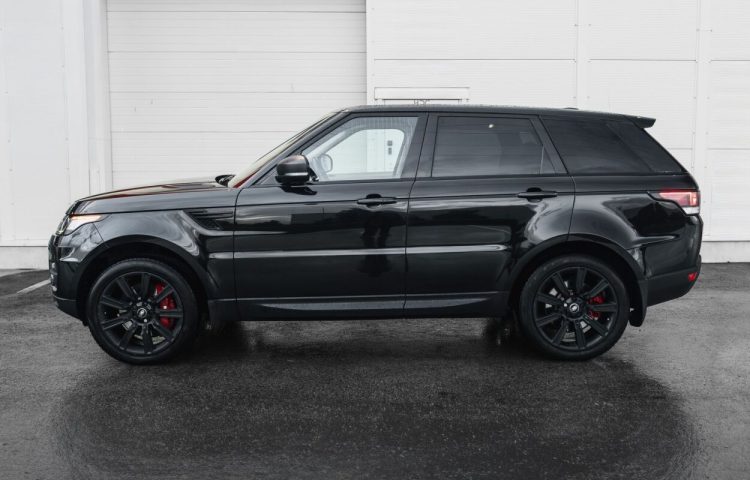 Osta kasutatud Land Rover Range Rover Sport 2016 värv must Tallinnas