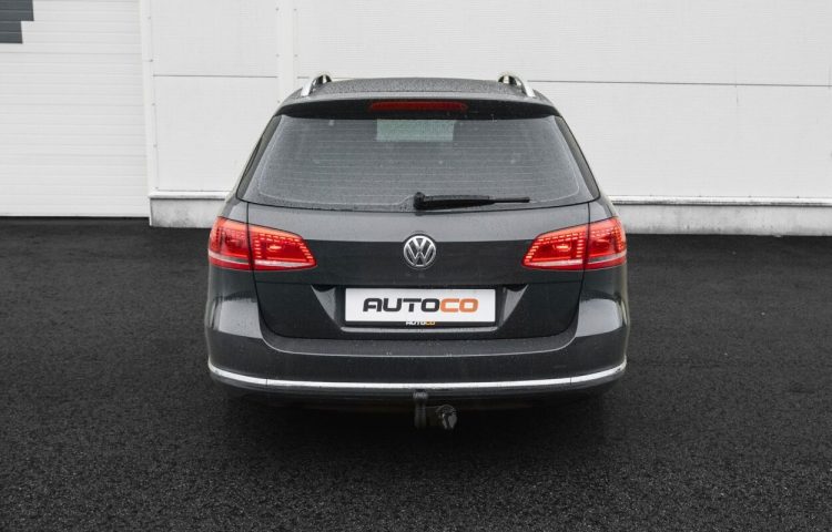 Osta kasutatud Volkswagen Passat 2011 värv tumehall Tallinnas