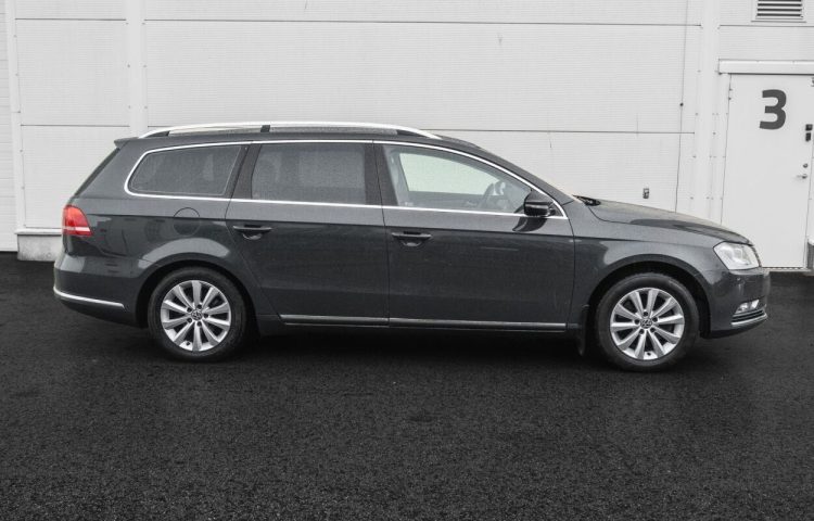 Osta kasutatud Volkswagen Passat 2011 värv tumehall Tallinnas