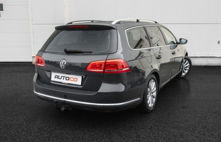 Osta kasutatud Volkswagen Passat 2011 värv tumehall Tallinnas