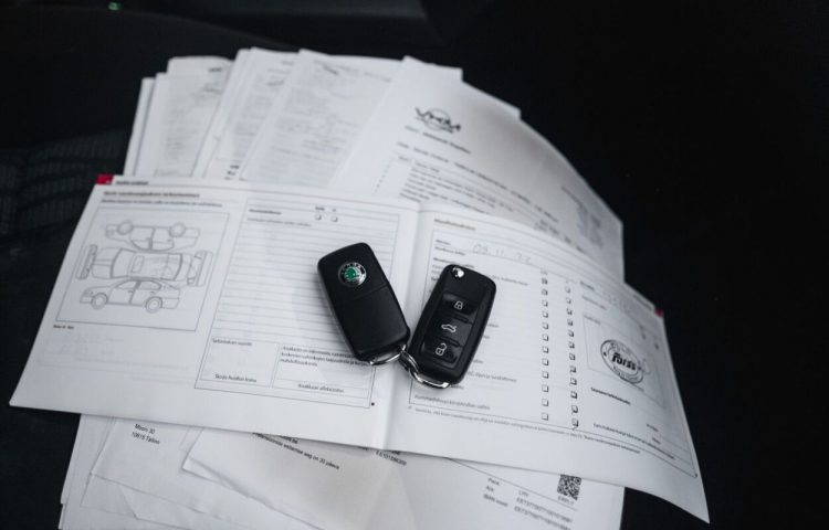 Osta kasutatud Skoda Octavia 2011 värv hõbedane Tallinnas